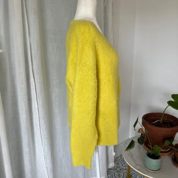 MAEVE BY ANTHROPOLOGIE OVERSIZED V-NECK SWEATER – BRIGHT YELLOW MOHAIR BLEND – S - Picture 3 of 7